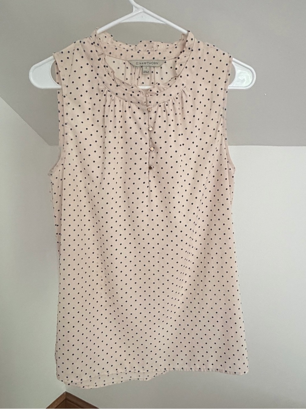 41 Hawthorne Sleeveless Polka Dot Shell - cream with Black Dots size s